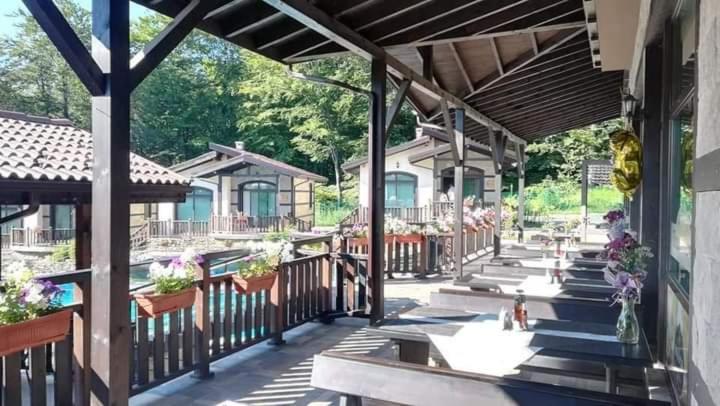 Hotel Тодорини Кукли à Spanchevtsi Extérieur photo
